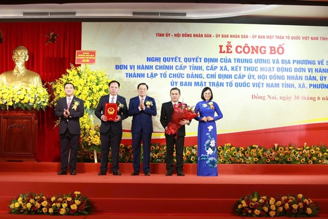 Chủ tịch v&agrave; c&aacute;c Ph&oacute; Chủ tịch UBND tỉnh Đồng Nai mới