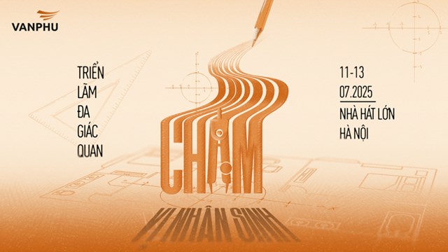 Triển l&atilde;m đa gi&aacute;c quan &ldquo;Chạm vị nh&acirc;n sinh&rdquo; với nhiều hoạt động &yacute; nghĩa. Ảnh: Văn Ph&uacute; &nbsp;