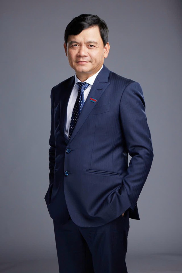 &Ocirc;ng Nguyễn Xu&acirc;n Ph&uacute;