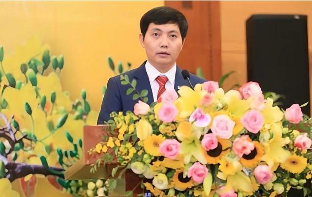 Nh&agrave; b&aacute;o Đức Vinh