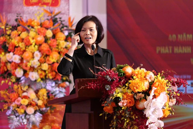 Bà Bùi Thị Hương - Giám đốc điều hành Khối Nhân sự - Hành chính và Đối ngoại Vinamilk chia sẻ tại buổi Lễ kỷ niệm.