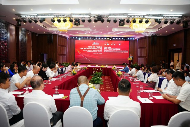 Diễn đàn Kinh tế tư nhân miền núi Đông Bắc Bộ, vòng đối thoại địa phương - Ảnh: VGP/HT