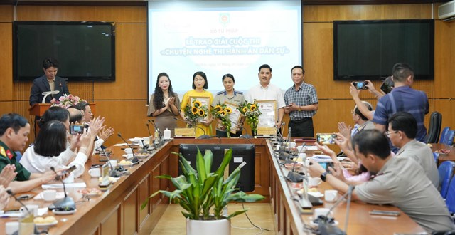 Lan tỏa những h&#236;nh ảnh đẹp về ng&#224;nh Thi h&#224;nh &#225;n d&#226;n sự - Ảnh 7