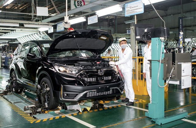 Mẫu Honda CR-V 2020 được lắp r&aacute;p tại Việt Nam