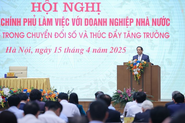 Thủ tướng Phạm Minh Ch&iacute;nh: Doanh nghiệp nh&agrave; nước phải x&ocirc;ng pha hơn nữa, ti&ecirc;n phong chuyển đổi số v&agrave; th&uacute;c đẩy tăng trưởng - Ảnh VGP/Nhật Bắc