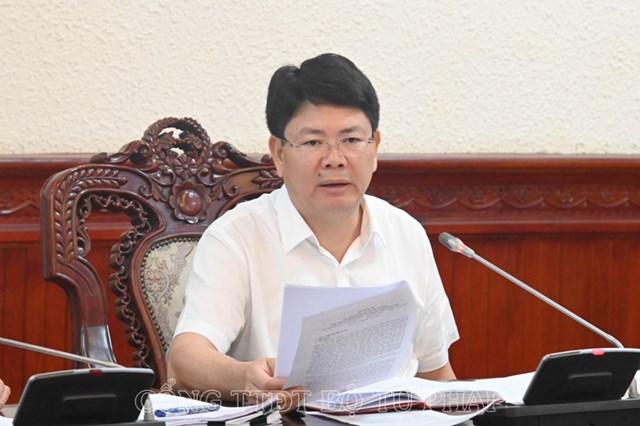 Thứ trưởng Nguyễn Thanh Tịnh ph&aacute;t biểu tại buổi l&agrave;m việc.