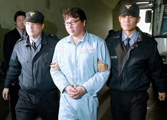 Choi Tae Won bị bắt v&agrave;o năm 2003.