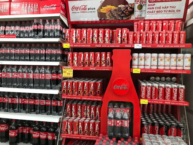 Swire Pacific mua lại hệ thống nhượng quyền Coca-Cola tại Việt Nam hồi đầu năm nay. Ảnh minh họa. &nbsp;