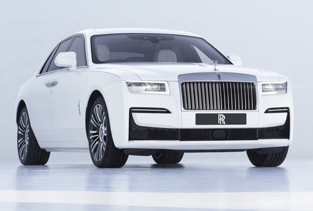 Rolls-Royce Ghost 2021 tr&#236;nh l&#224;ng với gi&#225; cao kỷ lục - Ảnh 1