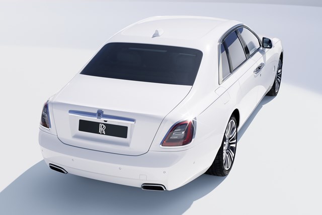 Rolls-Royce Ghost 2021 tr&#236;nh l&#224;ng với gi&#225; cao kỷ lục - Ảnh 7
