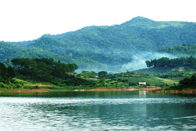 Hồ Khu&ocirc;n Thần. Nguồn: Internet