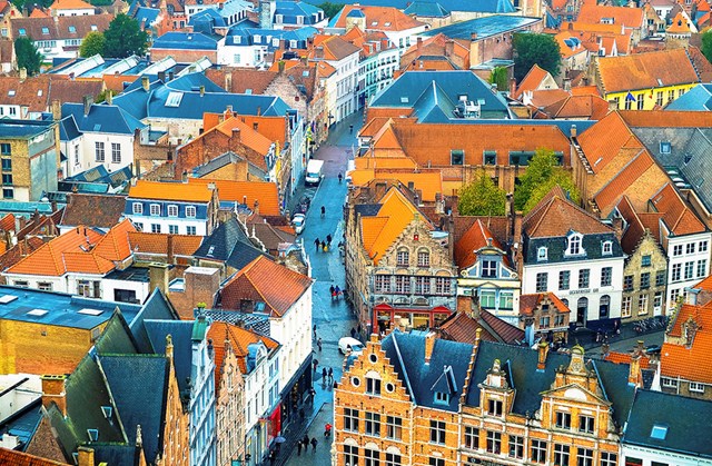 Th&agrave;nh phố thời trung cổ Bruges lu&ocirc;n đẹp nhất v&agrave;o thu