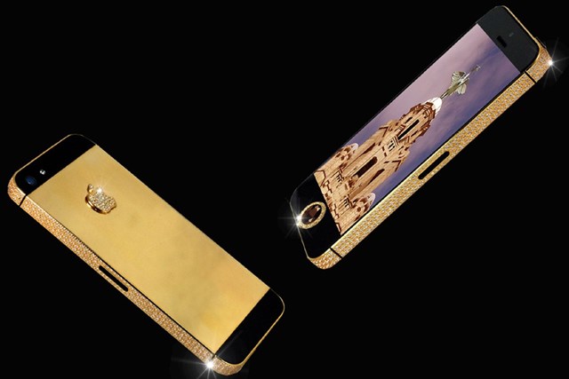 Stuart Hughes cũng l&agrave; người tạo ra&nbsp;iPhone 5 Black Diamond, chiếc điện thoại đắt thứ hai thế giới với 600 vi&ecirc;n kim cương xung quanh, một vi&ecirc;n kim cương đen đ&iacute;nh v&agrave;o n&uacute;t Home. Chiếc iPhone n&agrave;y được sở hữu bởi một doanh nh&acirc;n&nbsp;Hong Kong&nbsp;t&ecirc;n Joe, phần khung mất 9 tuần để chế t&aacute;c. Gi&aacute; của sản phẩm l&agrave; khoảng&nbsp;15,3 triệu USD.&nbsp;