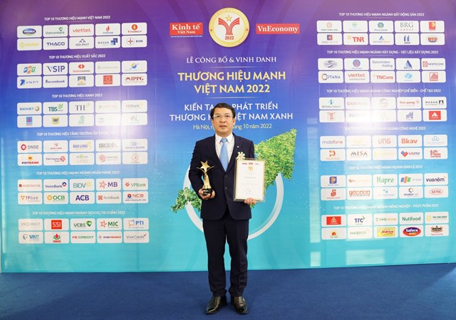 Tập đo&#224;n Bảo Việt (BVH) dẫn đầu trong Top 10 Thương hiệu Xanh năm 2022 - Ảnh 2
