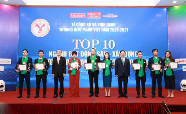 Hưng Thịnh Land đ&#243;n nhận giải thưởng Thương hiệu mạnh Việt Nam 2021 - Ảnh 4