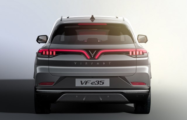 VinFast c&#244;ng bố 2 mẫu xe điện mới tại Los Angeles Auto Show 2021 - Ảnh 5
