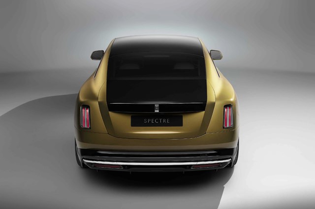 Rolls Royce giới thiệu xe chạy điện đầu ti&#234;n, gi&#225; khởi điểm từ 413.500 USD - Ảnh 10