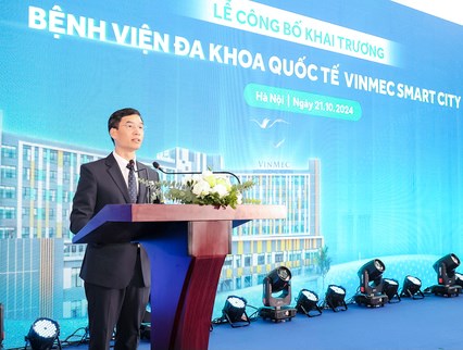 Thạc sĩ, B&aacute;c sĩ Ho&agrave;ng Đức Vinh, Gi&aacute;m đốc chuy&ecirc;n m&ocirc;n Bệnh viện Đa khoa quốc tế Vinmec Smart City ph&aacute;t biểu tại sự kiện.