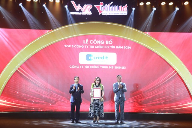 Mcredit vinh dự ghi danh Top 5 c&#244;ng ty uy t&#237;n nhất ng&#224;nh t&#224;i ch&#237;nh năm 2024 - Ảnh 1