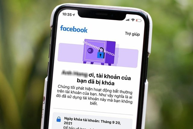 H&agrave;ng loạt t&agrave;i khoản Facebook tại Việt Nam từng bị th&ocirc;ng b&aacute;o kh&oacute;a vĩnh viễn do vi phạm ch&iacute;nh s&aacute;ch của nền tảng thời điểm gần cuối năm 2021.