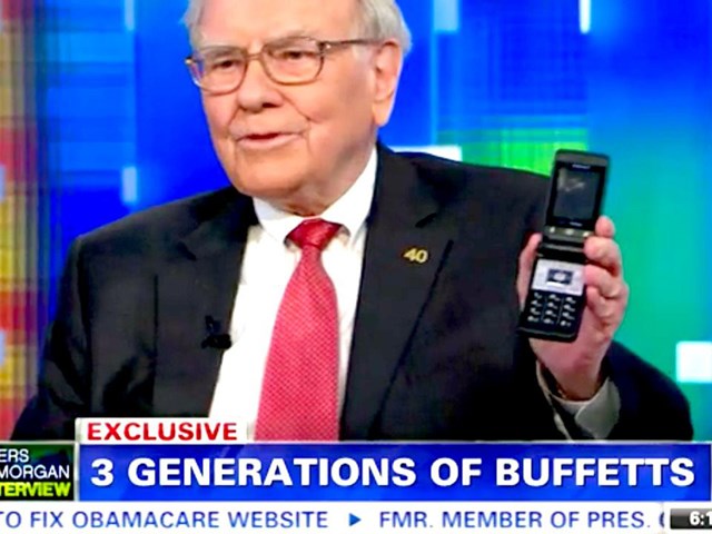 Warren Buffett - Vị tỷ ph&#250; “nghiện” Cocacola, th&#237;ch d&#249;ng phiếu giảm gi&#225; - Ảnh 1