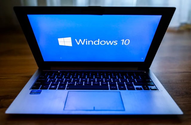 Đ&#226;y l&#224; c&#225;i gi&#225; người d&#249;ng phải trả để được sử dụng Windows 10 an to&#224;n khi hết thời gian hỗ trợ - Ảnh 2