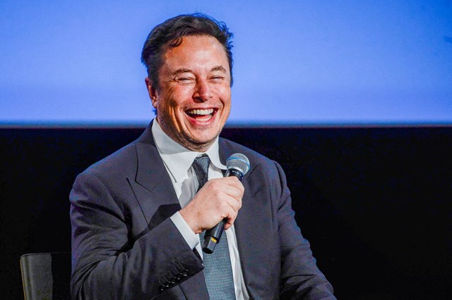 Elon Musk đ&atilde; b&aacute;n 36 tỷ USD cổ phiếu trong năm nay.