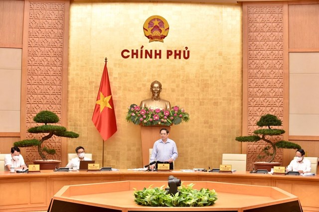 Thủ tướng Phạm Minh Ch&iacute;nh chủ tr&igrave; Phi&ecirc;n họp Ch&iacute;nh phủ chuy&ecirc;n đề về ph&aacute;p luật.