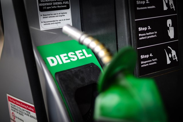 Cuộc khủng hoảng dầu diesel sẽ lan rộng to&#224;n cầu trong m&#249;a đ&#244;ng - Ảnh 1