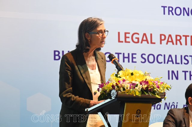 B&agrave; Ramla Khalidi - Trưởng Đại diện thường tr&uacute; UNDP tại Việt Nam