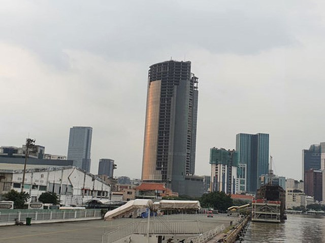 Dự &aacute;n t&ograve;a nh&agrave; Saigon One Tower được rao b&aacute;n nhiều lần để xử l&yacute; nợ nhưng chưa th&agrave;nh c&ocirc;ng.