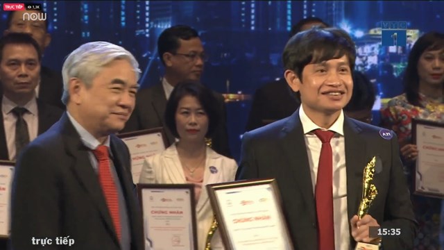 Lễ trao Giải thưởng Chuyển đổi số Việt Nam (Vietnam Digital Awards 2021) đ&atilde; diễn ra ng&agrave;y 09/12/2021