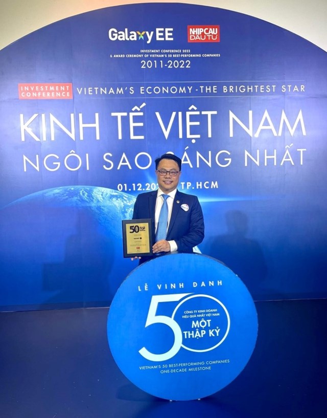 Bảo Việt lọt top 50 c&ocirc;ng ty ni&ecirc;m yết kinh doanh hiệu quả nhất Việt Nam.
