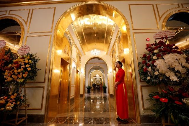 Khách sạn dát vàng ở Hà Nội được báo Hàn đưa tin rầm rộ - Ảnh 2