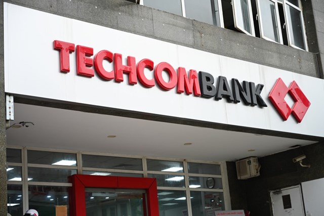 Techcombank (TCB) lãi trước thuế năm 2024 cao kỷ lục, đạt hơn 27.500 tỷ đồng 