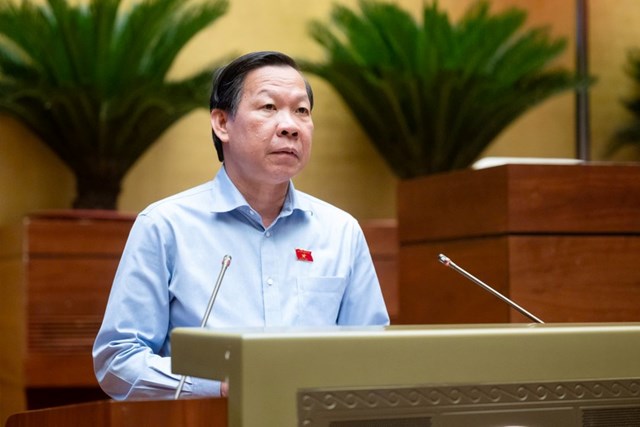 Chủ nhiệm Ủy ban Kinh tế v&agrave; T&agrave;i ch&iacute;nh của Quốc hội Phan Văn M&atilde;i. (Ảnh: Cổng TTĐTQH)