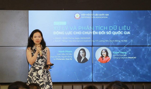 Diễn giả Hạnh Phạm - Gi&aacute;m đốc Dữ liệu, phụ tr&aacute;ch Khoa học Dữ liệu Người d&ugrave;ng tại Pinterest (Hoa Kỳ).