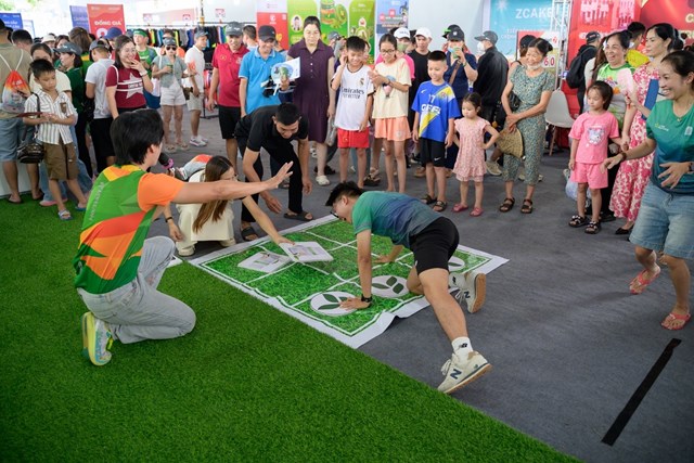 Herbalife Việt Nam tiếp tục đồng h&#224;nh c&#249;ng VnExpress Marathon Hạ Long 2025: Chung tay kiến tạo Cộng đồng khỏe mạnh, tr&#224;n đầy năng lượng - Ảnh 2