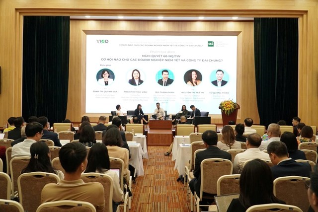 Các chuyên gia trao đổi tại hội thảo 
