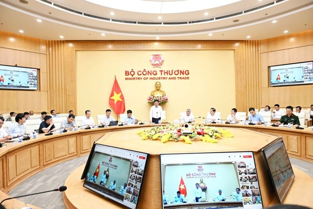 Hội nghị được thực hiện trực tuyến với các địa phương.