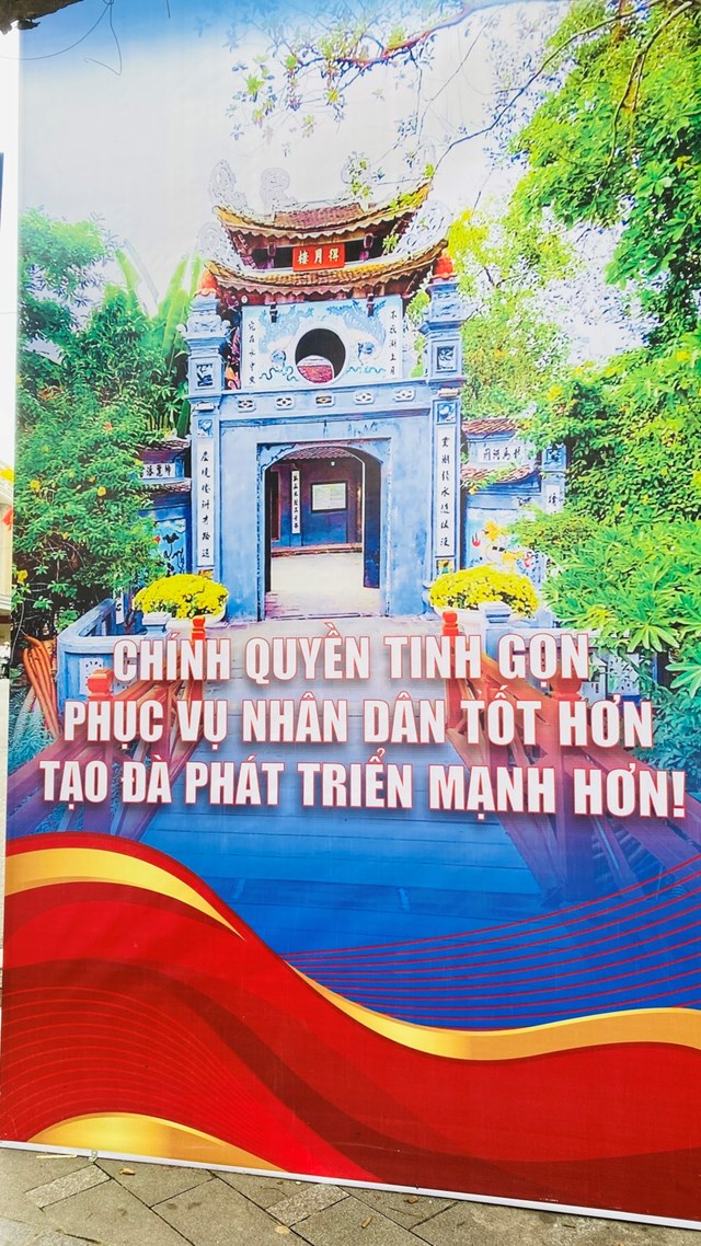 Việc tinh gọn n&agrave;y kh&ocirc;ng chỉ tiết kiệm nguồn lực m&agrave; c&ograve;n r&uacute;t ngắn quy tr&igrave;nh xử l&yacute; thủ tục, n&acirc;ng cao hiệu quả phục vụ nh&acirc;n d&acirc;n, tạo bước chuyển mạnh trong cải c&aacute;ch h&agrave;nh ch&iacute;nh.