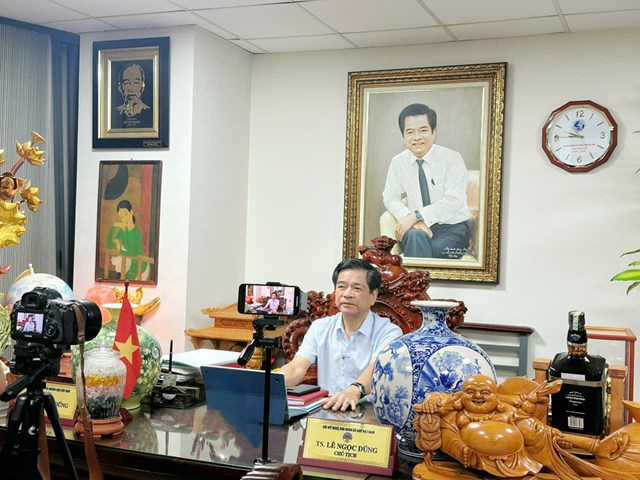 TS. Lê Ngọc Dũng nói về vai trò của nghệ nhân trong thời kỳ vươn mình của dân tộc.