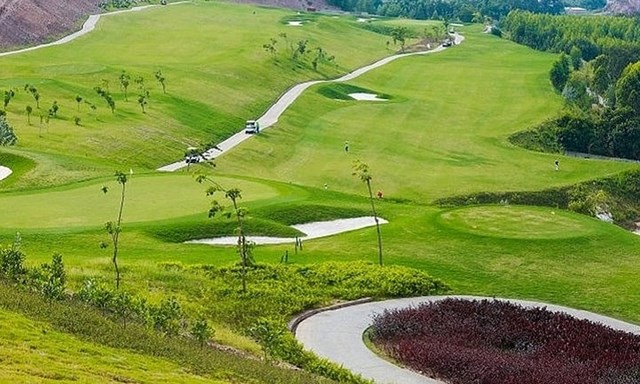 Sân golf Yên Dũng đã hoàn thành giai đoạn 1 và đang tích cực triển khai giai đoạn 2 và giai đoạn 3.