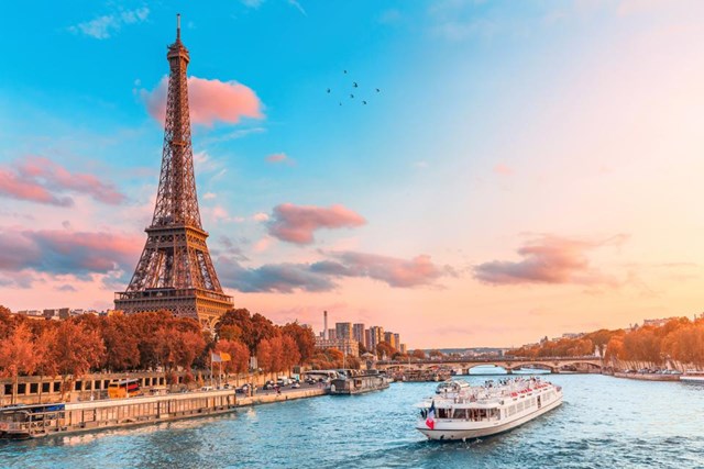 Th&aacute;p Eiffel (Paris). Ảnh: Getty Image