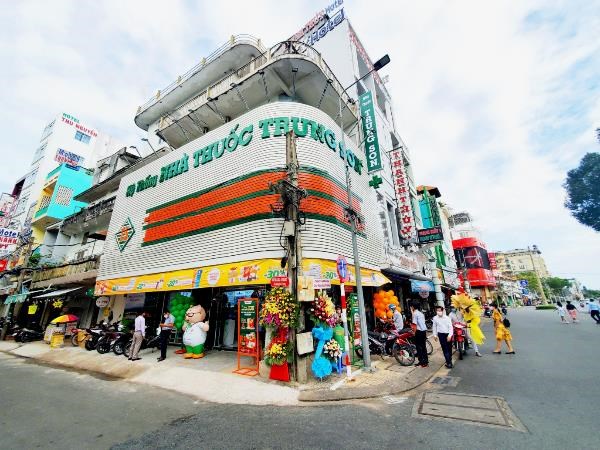 Tập đoàn Hàn Quốc chi 30 triệu USD thâu tóm chuỗi Trung Sơn Pharma, thành đối thủ ‘đáng gờm” của Pharmacity, Long Châu