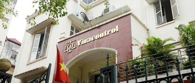 Vinacontrol được biết đến là doanh nghiệp duy nhất trên sàn chứng khoán hoạt động trong ngành giám định hàng hoá tại Việt Nam