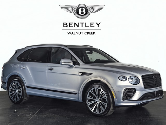 Bentley lập kỷ lục doanh số trong năm 2021 khi b&aacute;n được 14.659 chiếc xe, cao hơn&nbsp;11.206 chiếc của năm 2020.