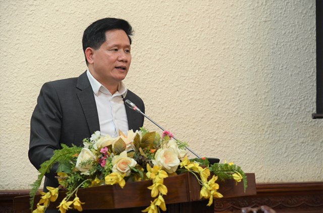 Vụ trưởng Nguyễn Hữu Huy&ecirc;n tiếp thu &yacute; kiến chỉ đạo của Thứ trưởng.