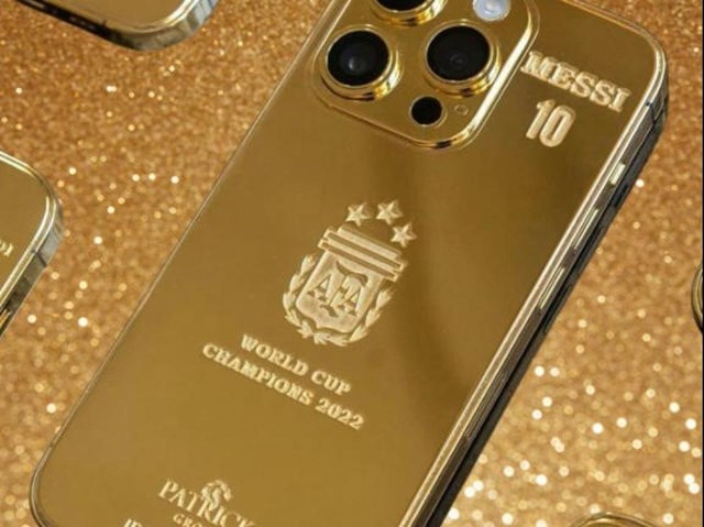 Chiếc iPhone 14 Pro Max mạ v&#224;ng được Lionel Messi mạnh tay tặng cho c&#225;c đồng đội c&#243; g&#236; đặc biệt? - Ảnh 2