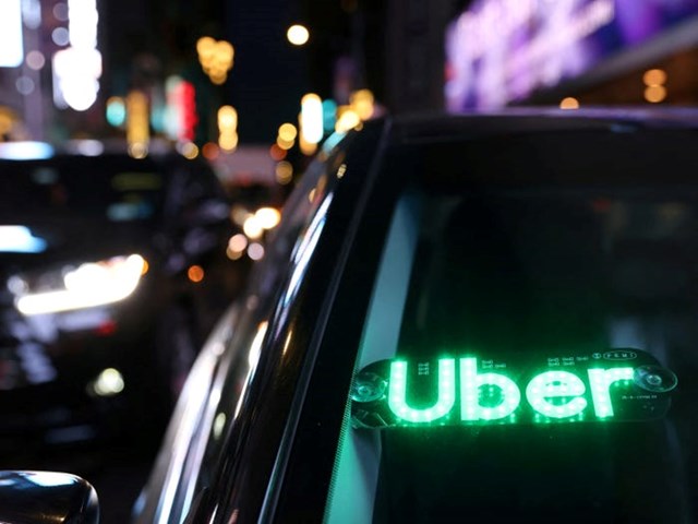 D&ugrave; doanh thu khởi sắc nhưng trong qu&yacute; đầu ti&ecirc;n năm 2022, Uber chứng kiến khoản lỗ r&ograve;ng l&ecirc;n tới 5,9 tỷ USD.